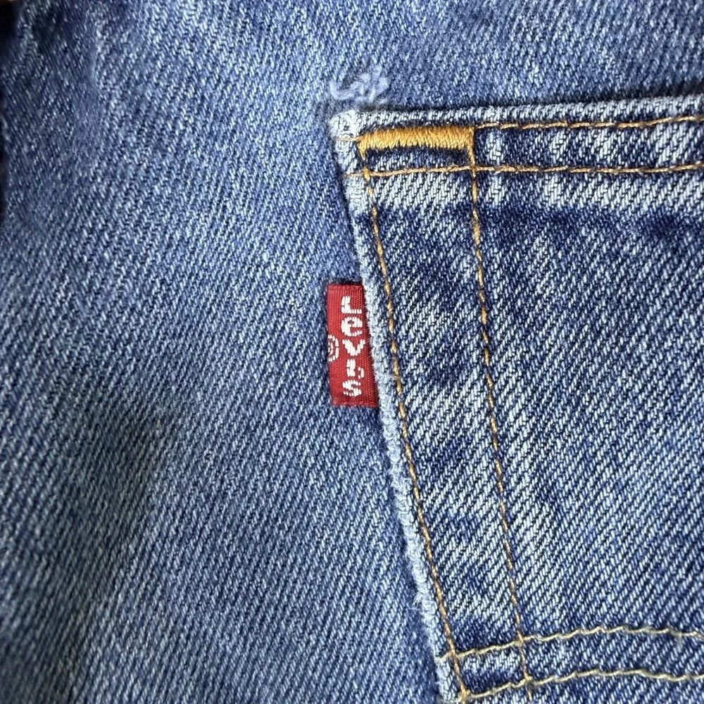 Levi's 550 Men 40x30 Blue Denim Whiskered Red Tab Low Waist Stretch Straight Leg